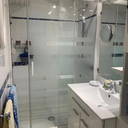 416 2 Pers Heliopolis E Vue * 阿格德